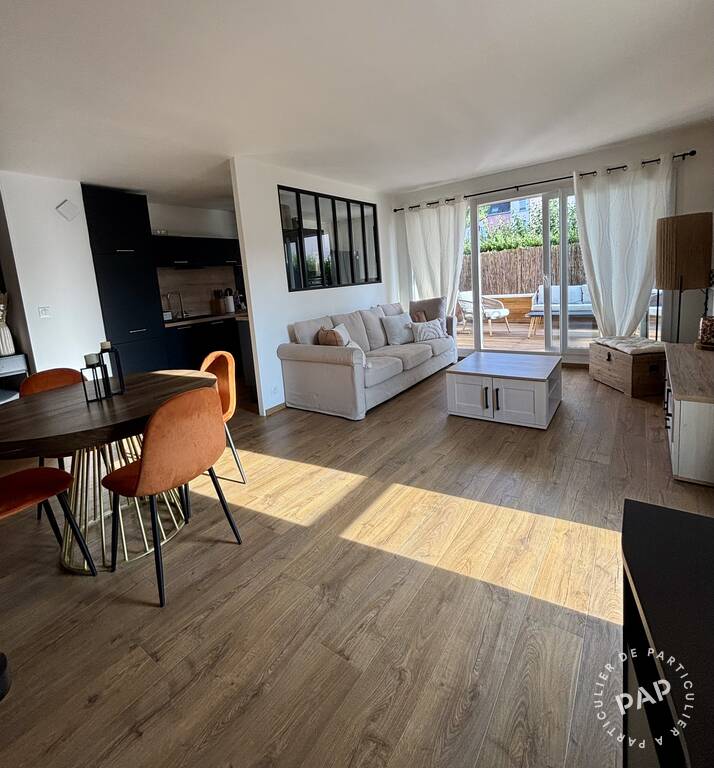 Apartamento de 2 dormitorios en Evry, France No. 328158