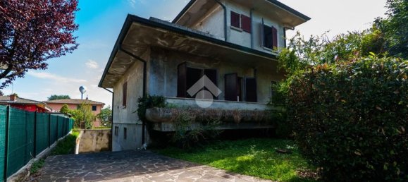 Villa de 5 habitaciónes en Treviglio, Italy No. 287624 35