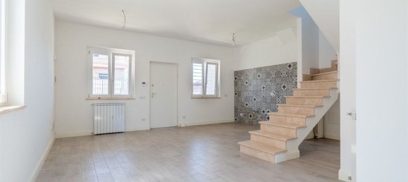 Villa de 3 habitaciónes en San Cesareo, Italy No. 8859 106