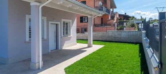 Villa de 3 habitaciónes en San Cesareo, Italy No. 8859 36