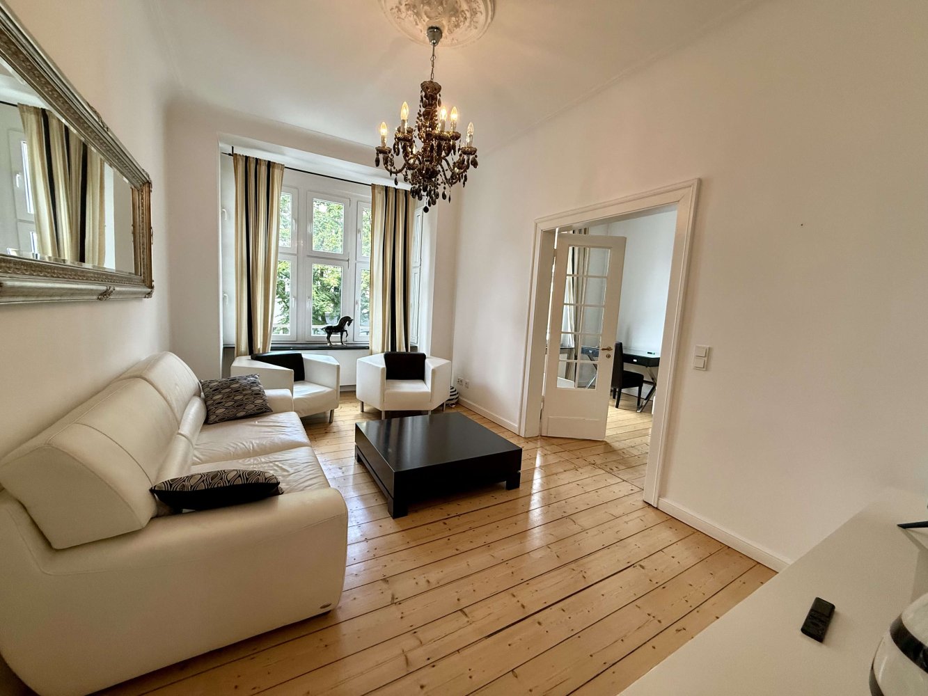 2 bedrooms Apartment in Dusseldorf, Germany No. 260880