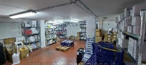 5 rooms Apartment in Rome, Italy No. 292261 21