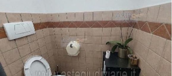 5 rooms Apartment in Rome, Italy No. 292261 29