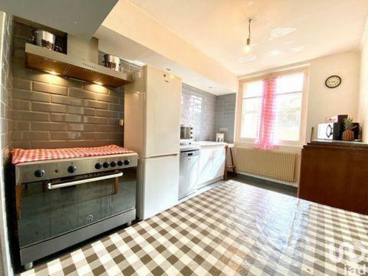 Casa de 5 dormitorios en Carcassonne, France No. 30380