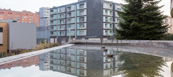 74m² Commercial property in Chartered Community of Navarre, Spain No. 70651 16