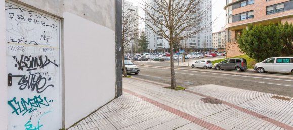 74m² Commercial property in Chartered Community of Navarre, Spain No. 70651 13