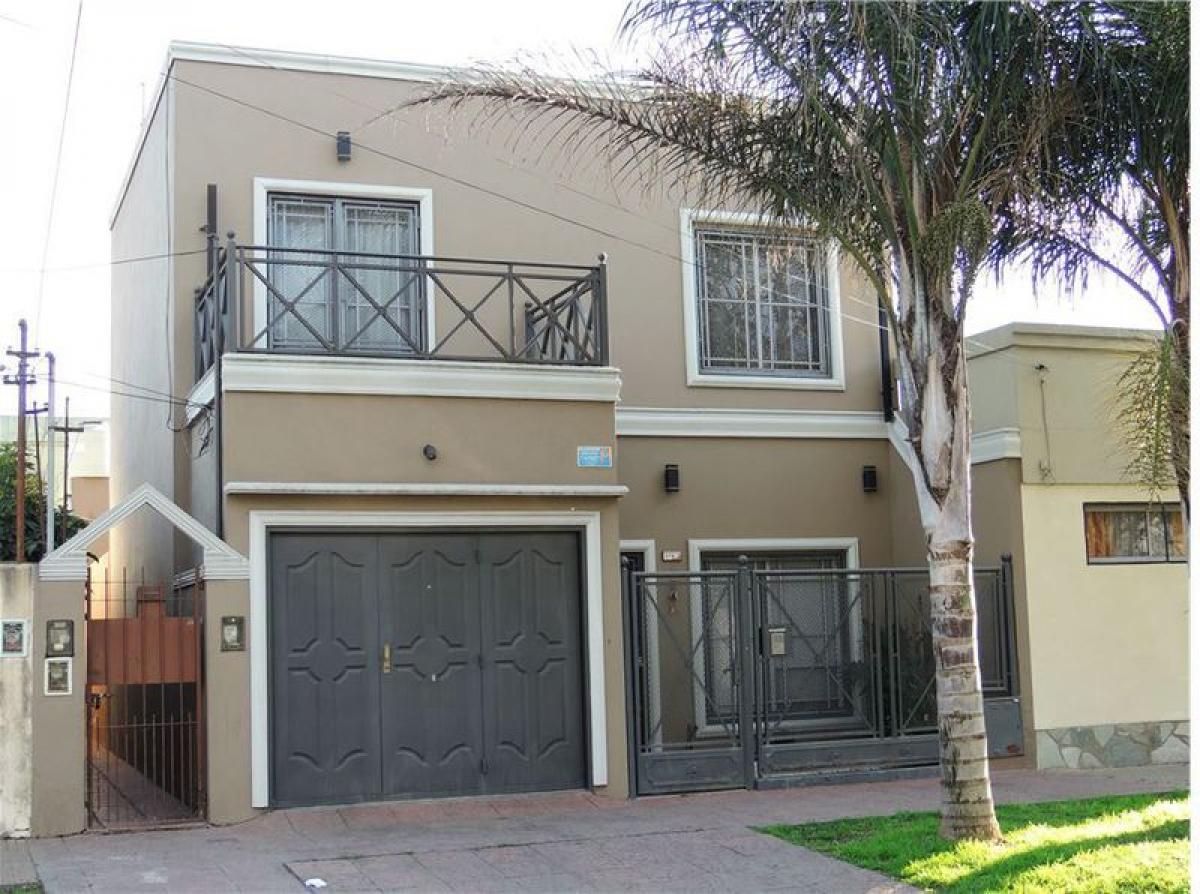 2 bedrooms House in Merlo, Argentina No. 59671