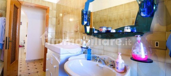 5 rooms Building in Portocannone, Italy No. 251025 16