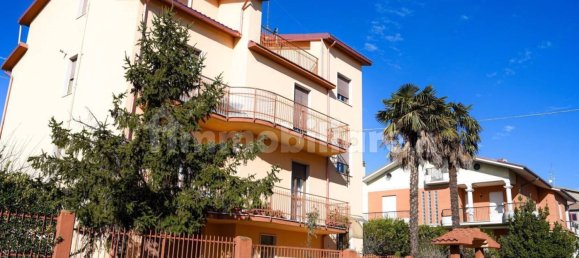 5 rooms Building in Portocannone, Italy No. 251025 8