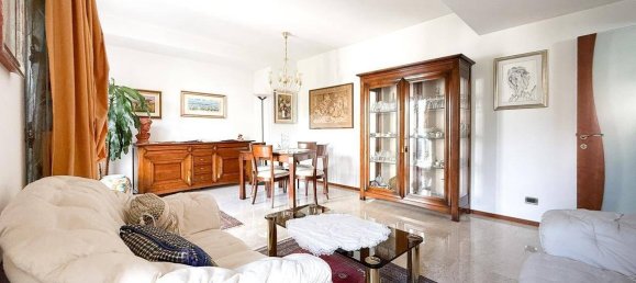 3 غرف نوم شقة في L'Aquila, Italy رقم 348149 15