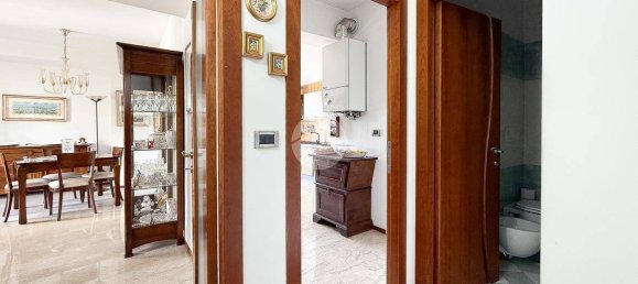 3 غرف نوم شقة في L'Aquila, Italy رقم 348149 13