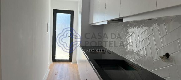 3 bedrooms House in Porto, Portugal No. 55475 3