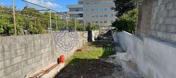 3 bedrooms House in Porto, Portugal No. 55475 5