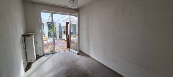 3 rooms Apartment in Hof, Germany No. 261679 2