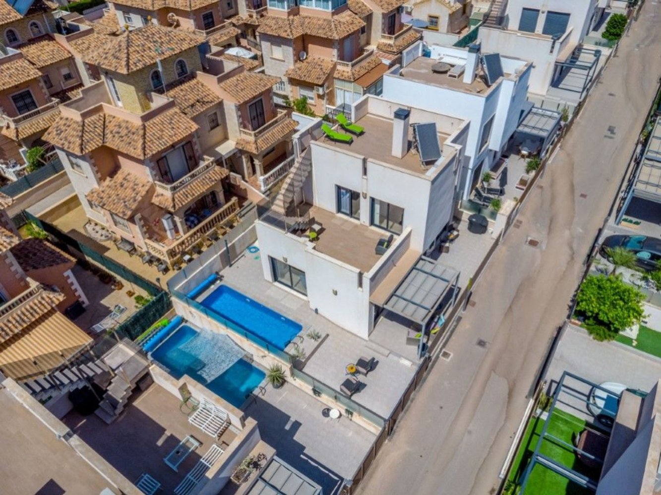 Дом с 5 спальнями в Торревьеха, Испания № 193291