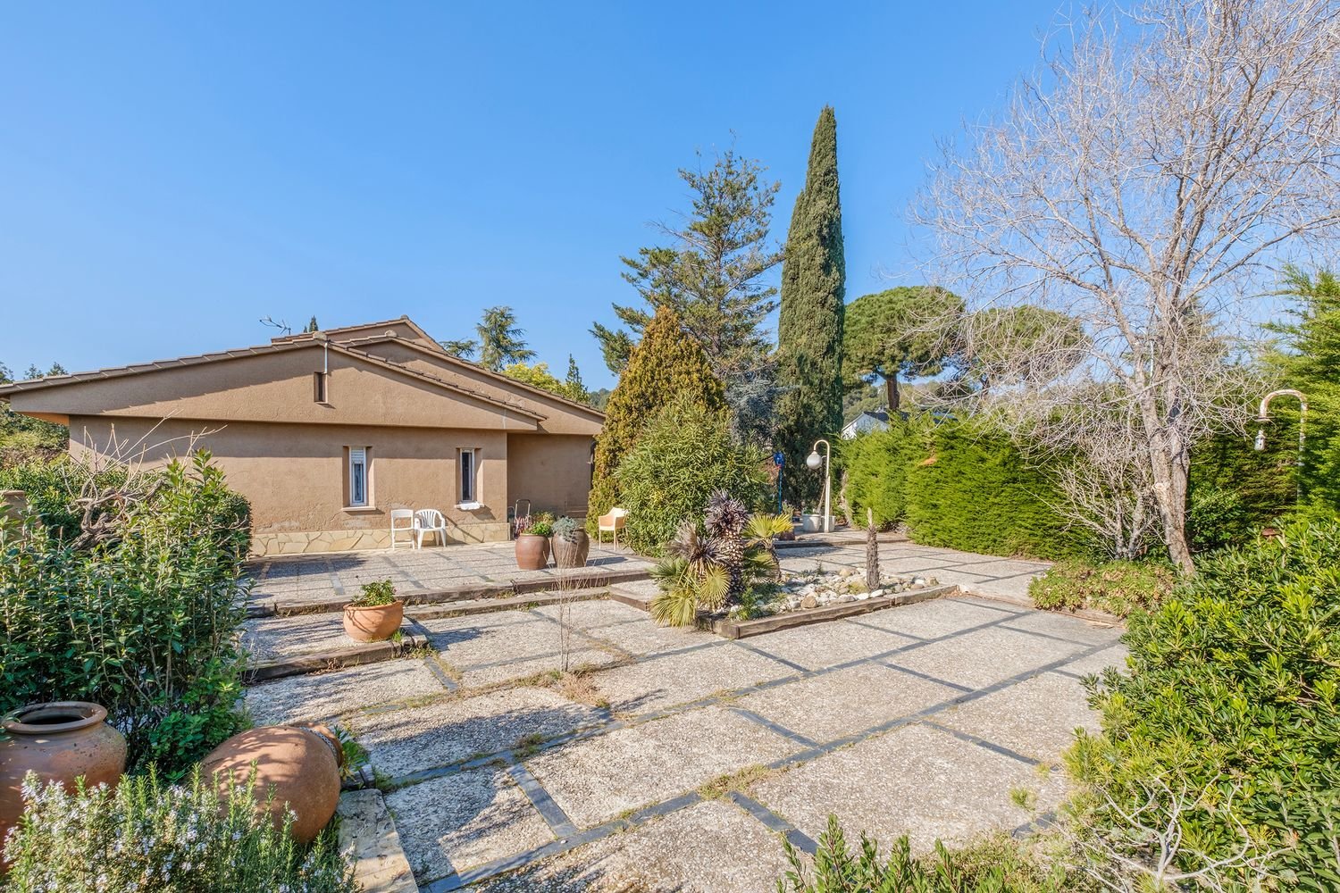 4 Schlafzimmer Haus in Matadepera, Spain, Nr. 84070