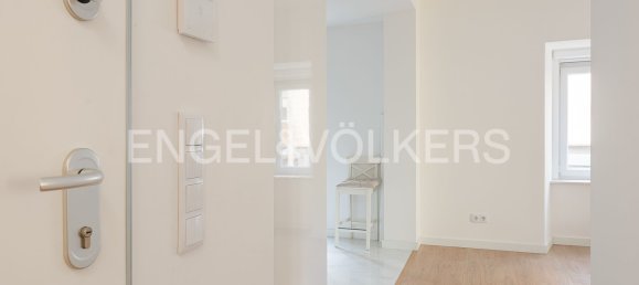 4 bedrooms Apartment in Lisbon, Portugal No. 12414 8