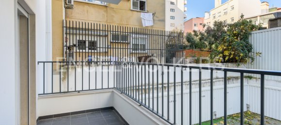 4 bedrooms Apartment in Lisbon, Portugal No. 12414 19