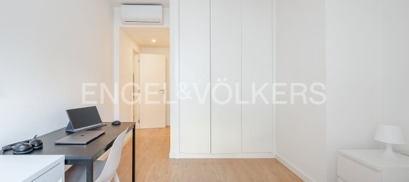 4 bedrooms Apartment in Lisbon, Portugal No. 12414 12