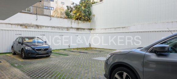 4 bedrooms Apartment in Lisbon, Portugal No. 12414 23