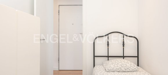 4 bedrooms Apartment in Lisbon, Portugal No. 12414 17