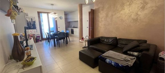 Квартира с 4 комнатами в Порденоне, Италия № 234678 21