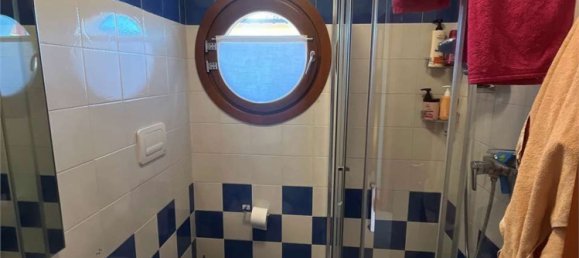 Квартира с 4 комнатами в Порденоне, Италия № 234678 18