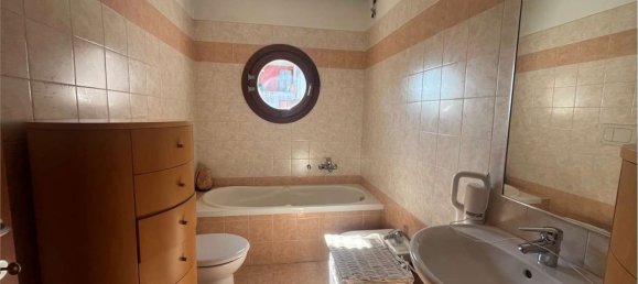 Квартира с 4 комнатами в Порденоне, Италия № 234678 14