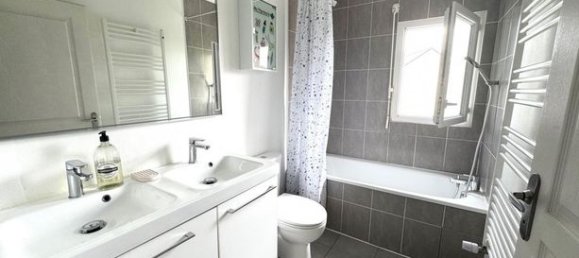 4 bedrooms House in Sainte-Luce-sur-Loire, France No. 284708 9