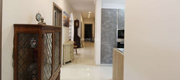 3 bedrooms Apartment in Mosta, Malta No. 4519 3