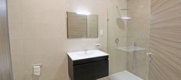 3 bedrooms Apartment in Mosta, Malta No. 4519 10