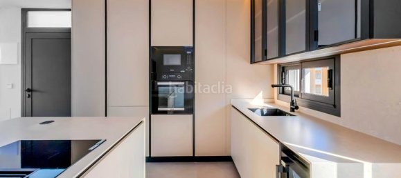 2 bedrooms Apartment in Marbella, Spain No. 125240 3