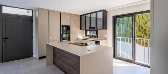 2 bedrooms Apartment in Marbella, Spain No. 125240 24