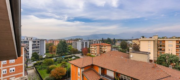 2 bedrooms Apartment in Bergamo, Italy No. 2179 16