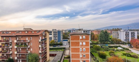 2 bedrooms Apartment in Bergamo, Italy No. 2179 17