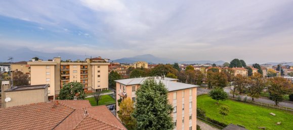 2 bedrooms Apartment in Bergamo, Italy No. 2179 15