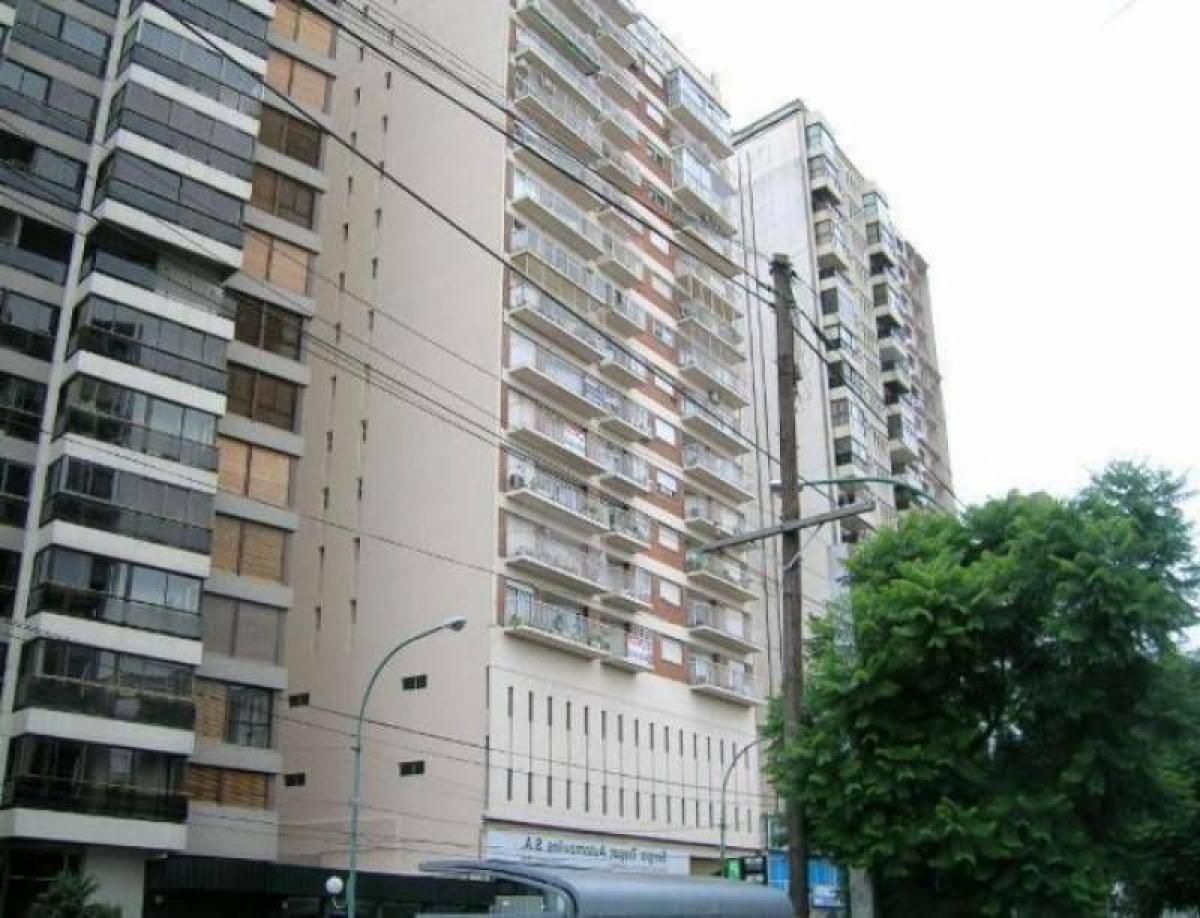 2 bedrooms Apartment in Vicente Lopez, Argentina No. 58235