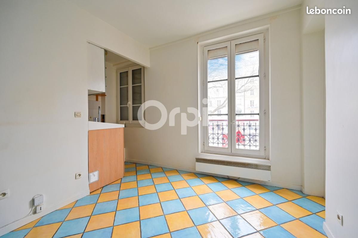 1 bedroom Apartment in Paris, France No. 135892