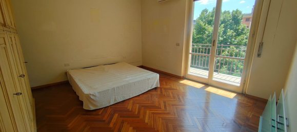 6 bedrooms Apartment in Prato, Italy No. 311507 14