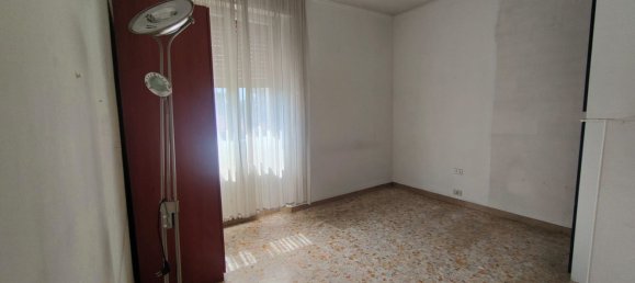 6 bedrooms Apartment in Prato, Italy No. 311507 26