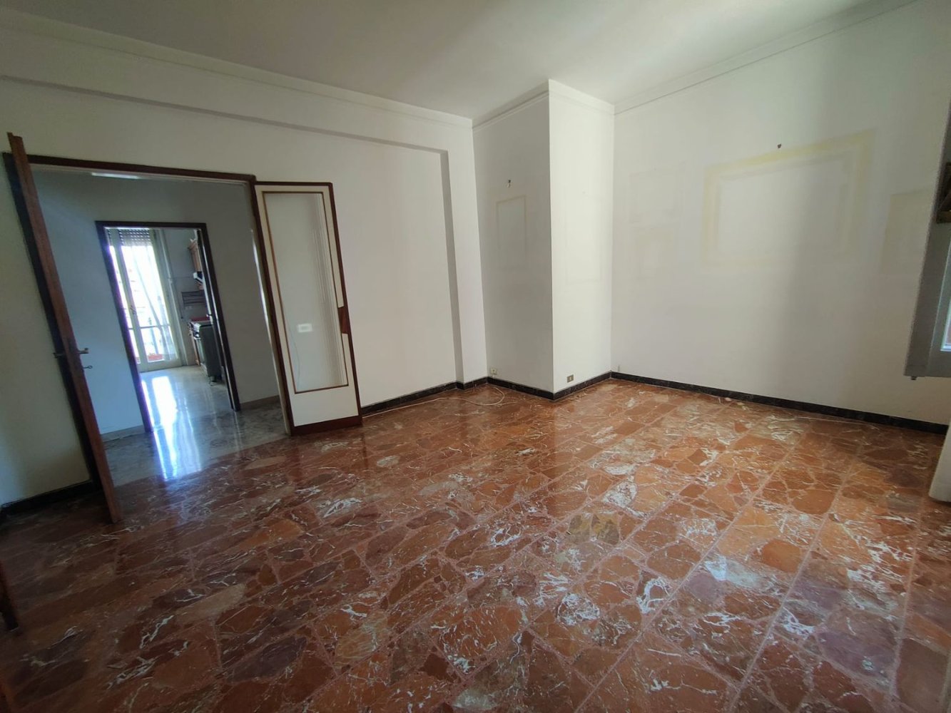 6 bedrooms Apartment in Prato, Italy No. 311507