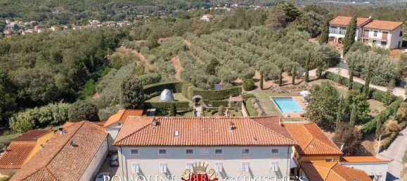 12 bedrooms Villa in Lucca, Italy No. 155993 8