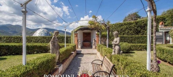 12 bedrooms Villa in Lucca, Italy No. 155993 13