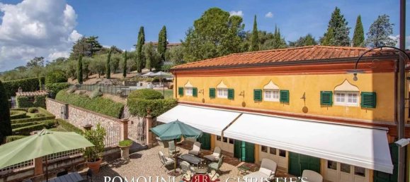 12 bedrooms Villa in Lucca, Italy No. 155993 31