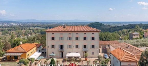 12 bedrooms Villa in Lucca, Italy No. 155993 6