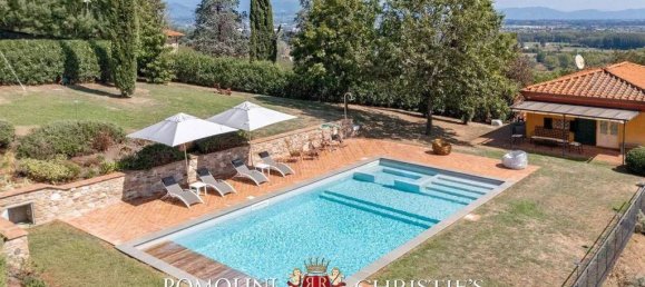 12 bedrooms Villa in Lucca, Italy No. 155993 18