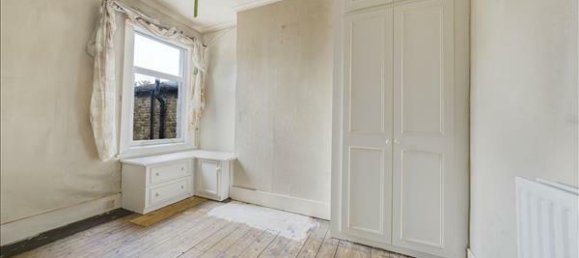 2 bedrooms House in London, United Kingdom No. 7218 15