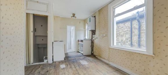 2 bedrooms House in London, United Kingdom No. 7218 17