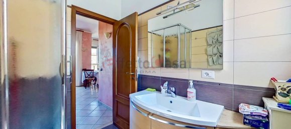 3 bedrooms Apartment in Rome, Italy No. 307684 24