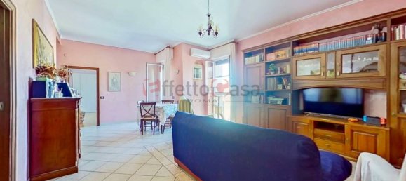 3 bedrooms Apartment in Rome, Italy No. 307684 2